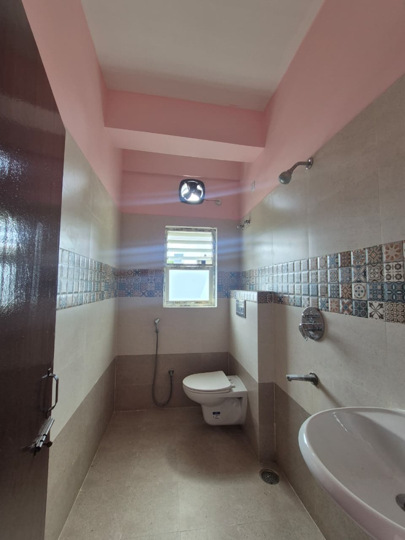 Unfurnished 3bhk in Hengrabari, Guwahati, Assam, India for Rent